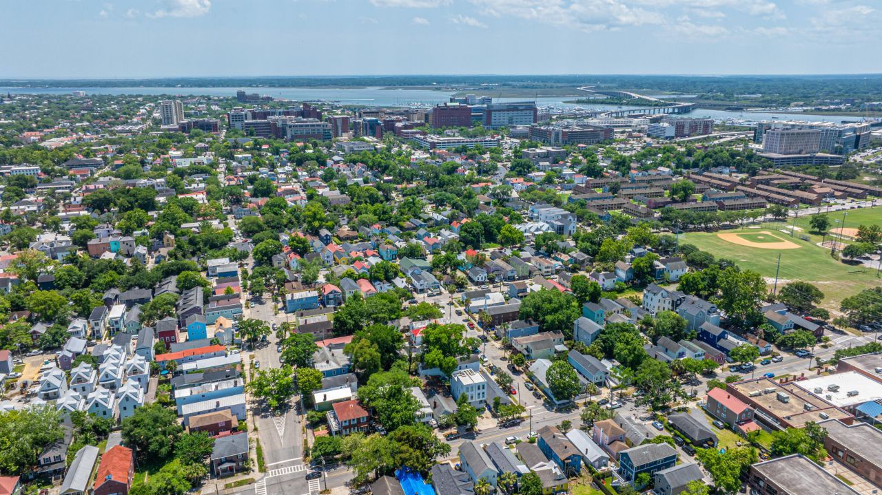 200 Fishburne Street Photo 58