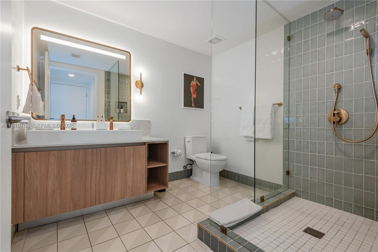 159 NE 6th St, Unit 3205, Miami, FL 33132 Photo