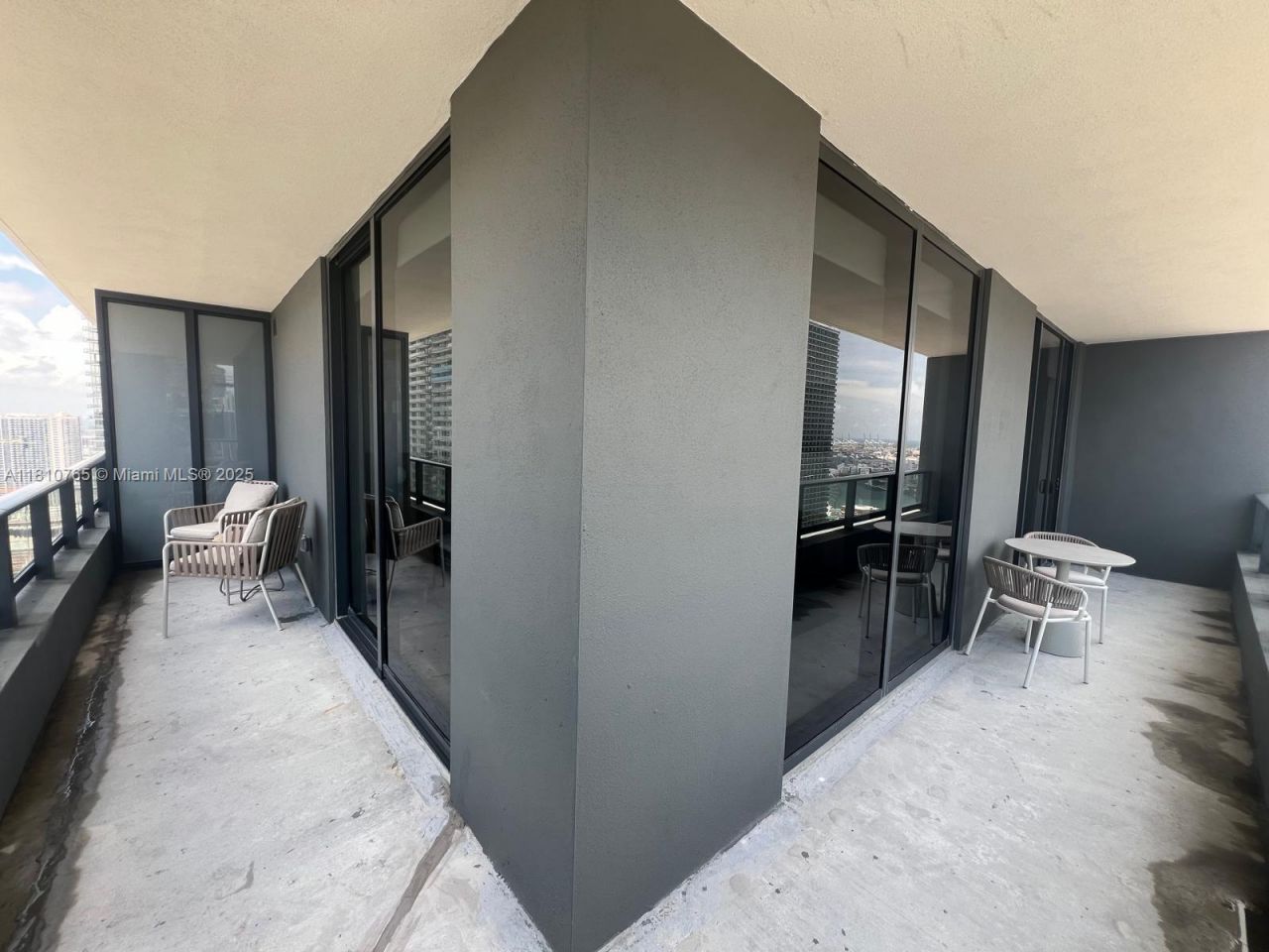 159 NE 6th St, Unit 3205, Miami, FL 33132 Photo