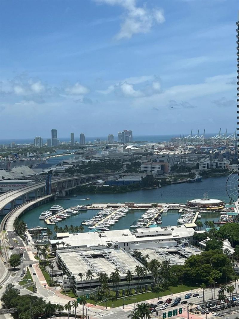159 NE 6th St, Unit 3205, Miami, FL 33132 Photo
