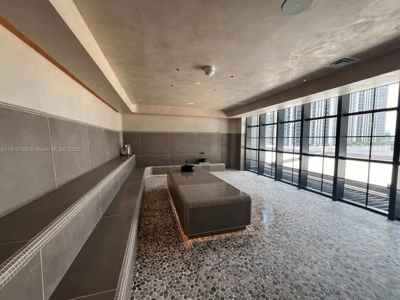 159 NE 6th St, Unit 3205, Miami, FL 33132 Photo