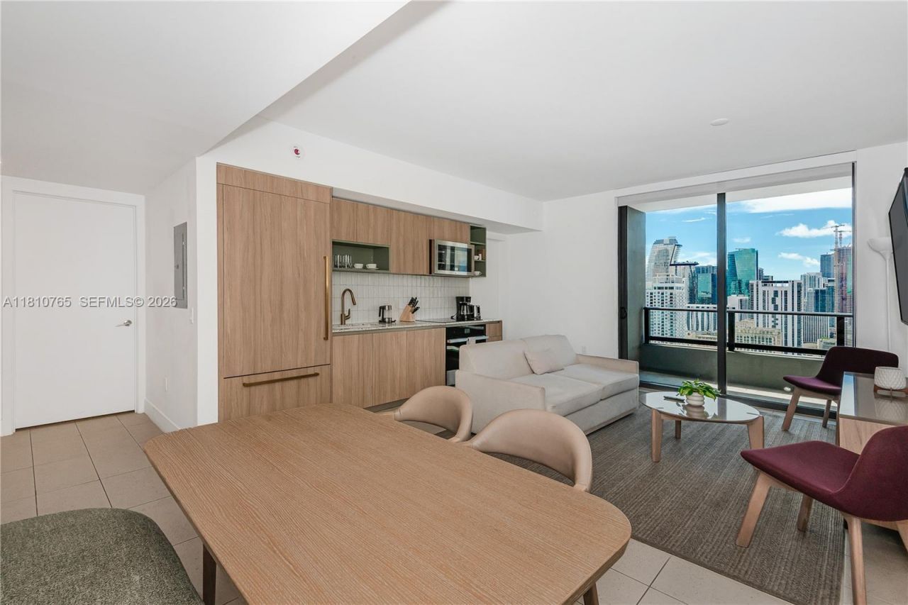 159 NE 6th St, Unit 3205, Miami, FL 33132 Photo