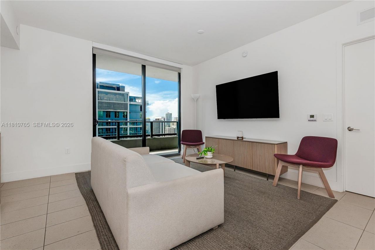 159 NE 6th St, Unit 3205, Miami, FL 33132 Photo