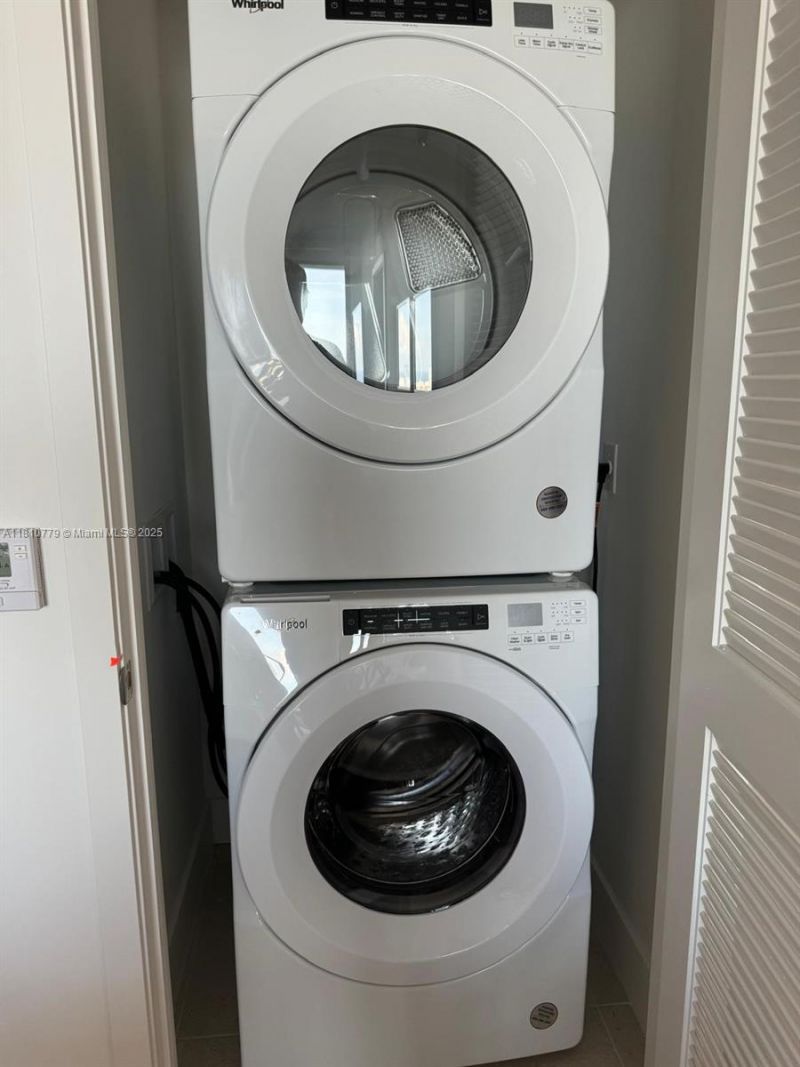 159 NE 6th St, Unit 4215, Miami, FL 33132 Photo