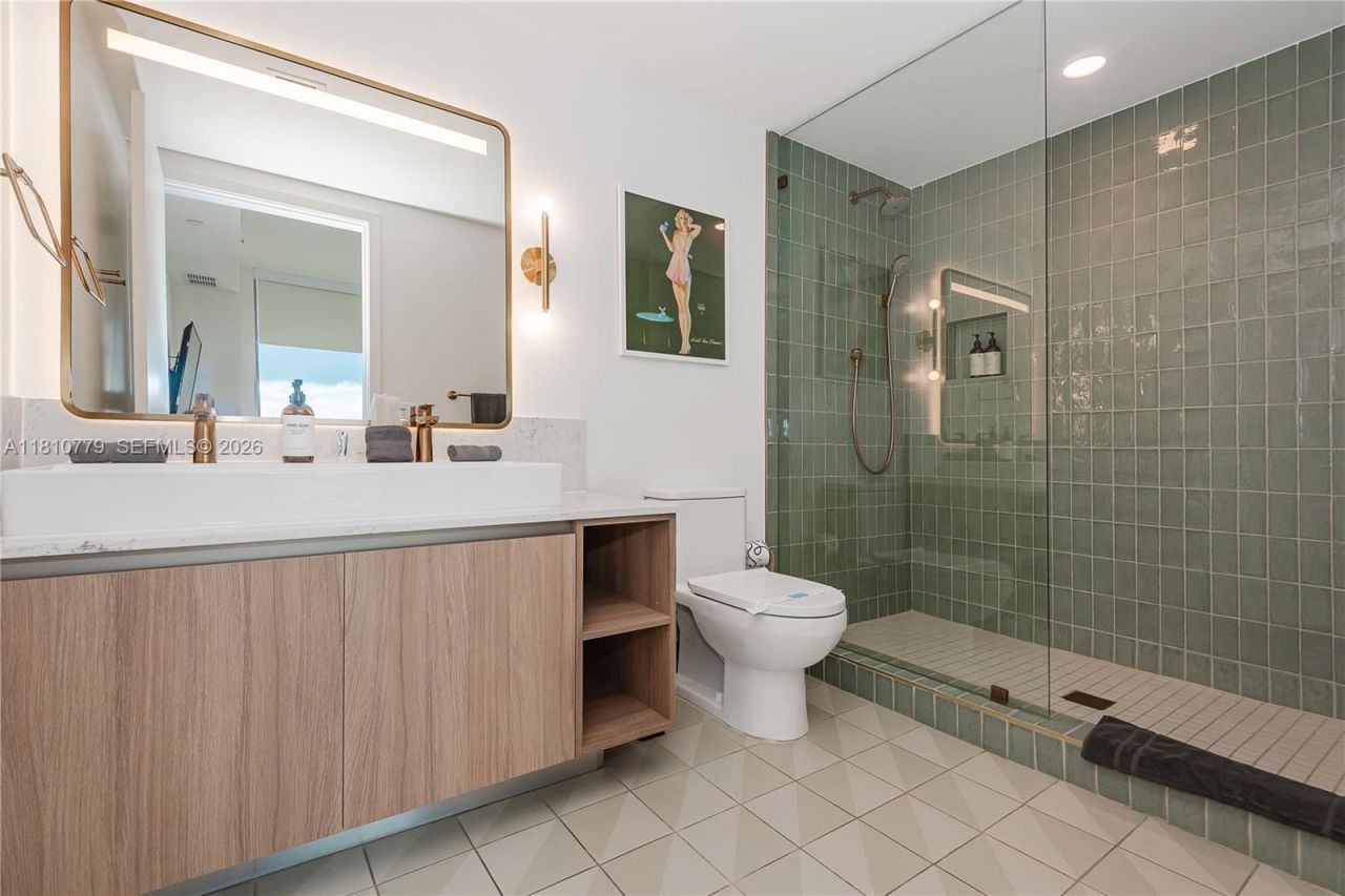 159 NE 6th St, Unit 4215, Miami, FL 33132 Photo