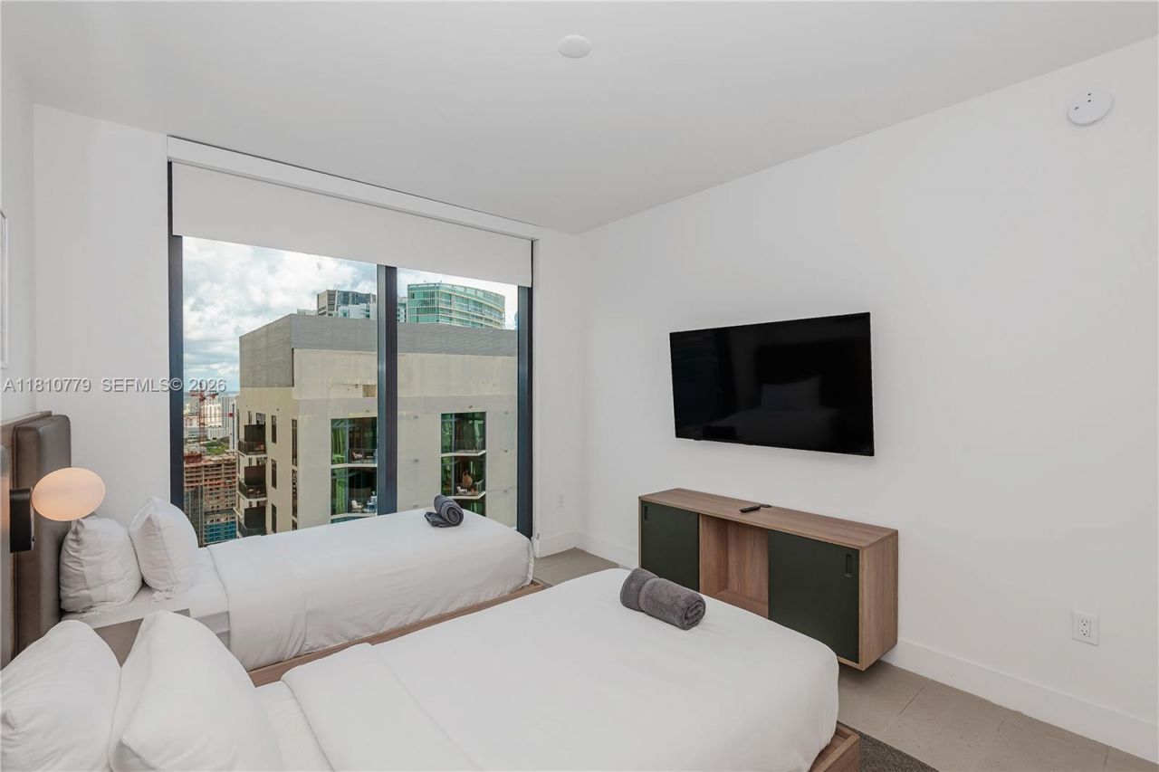 159 NE 6th St, Unit 4215, Miami, FL 33132 Photo
