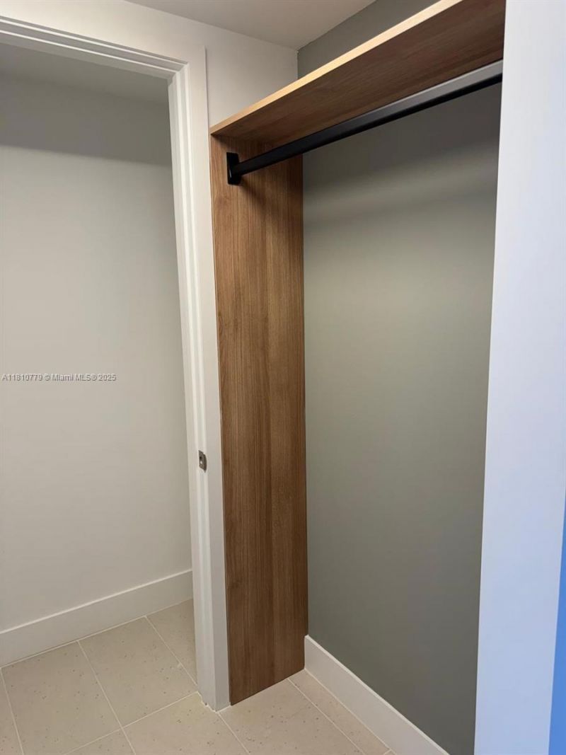 159 NE 6th St, Unit 4215, Miami, FL 33132 Photo