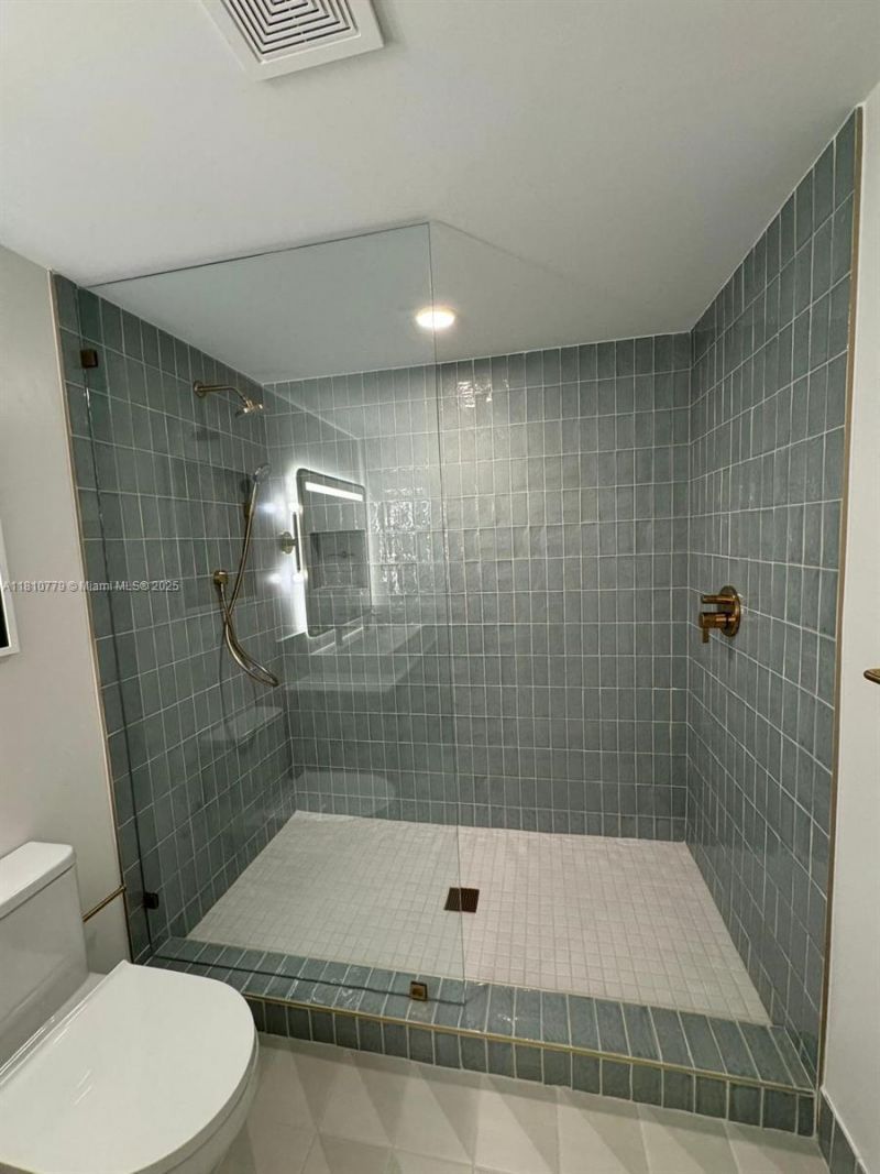 159 NE 6th St, Unit 4215, Miami, FL 33132 Photo