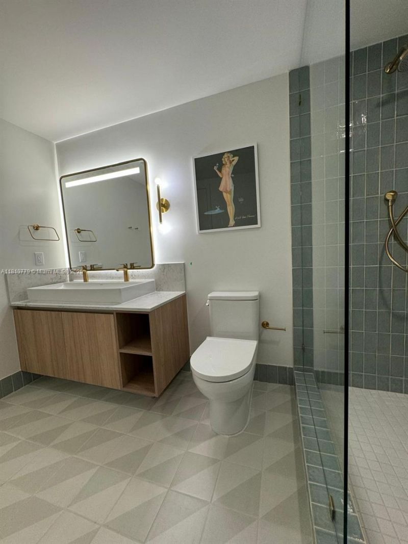 159 NE 6th St, Unit 4215, Miami, FL 33132 Photo