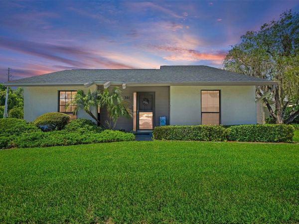 301 WINDRUSH LOOP, TARPON SPRINGS, FL 34689