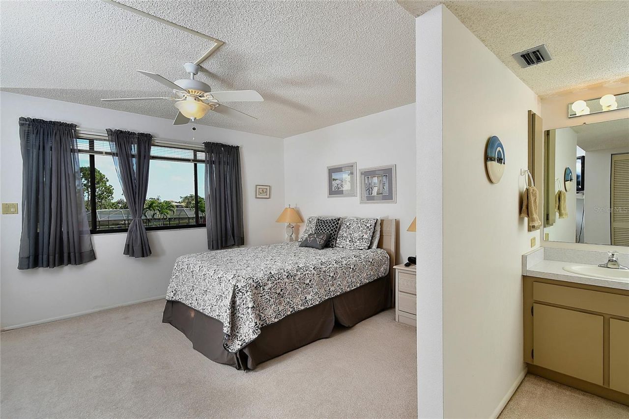 601 Islamorada Boulevard, Unit 24B, Punta Gorda, FL 33955 Photo