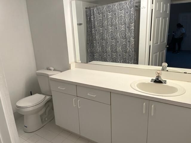 1590 S 42nd Circle, Unit 310, Vero Beach, FL 32967 Photo