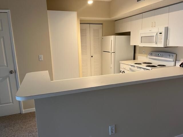 1590 S 42nd Circle, Unit 310, Vero Beach, FL 32967 Photo