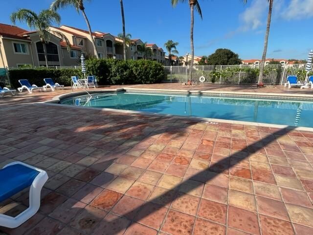 1590 S 42nd Circle, Unit 310, Vero Beach, FL 32967 Photo