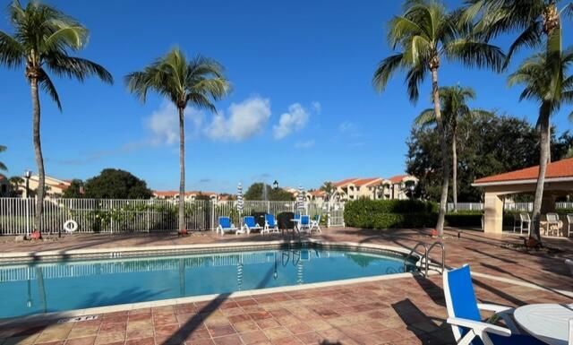 1590 S 42nd Circle, Unit 310, Vero Beach, FL 32967 Photo