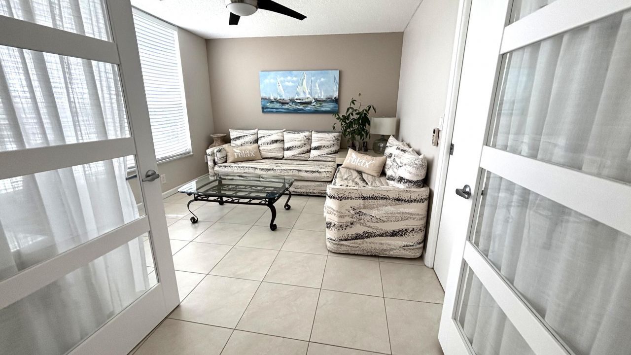 605 Oaks Drive, Unit 503, Pompano Beach, FL 33069 Photo