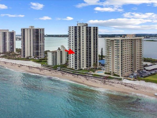 5420 N Ocean Drive, Unit 1001, Singer Island, FL 33404