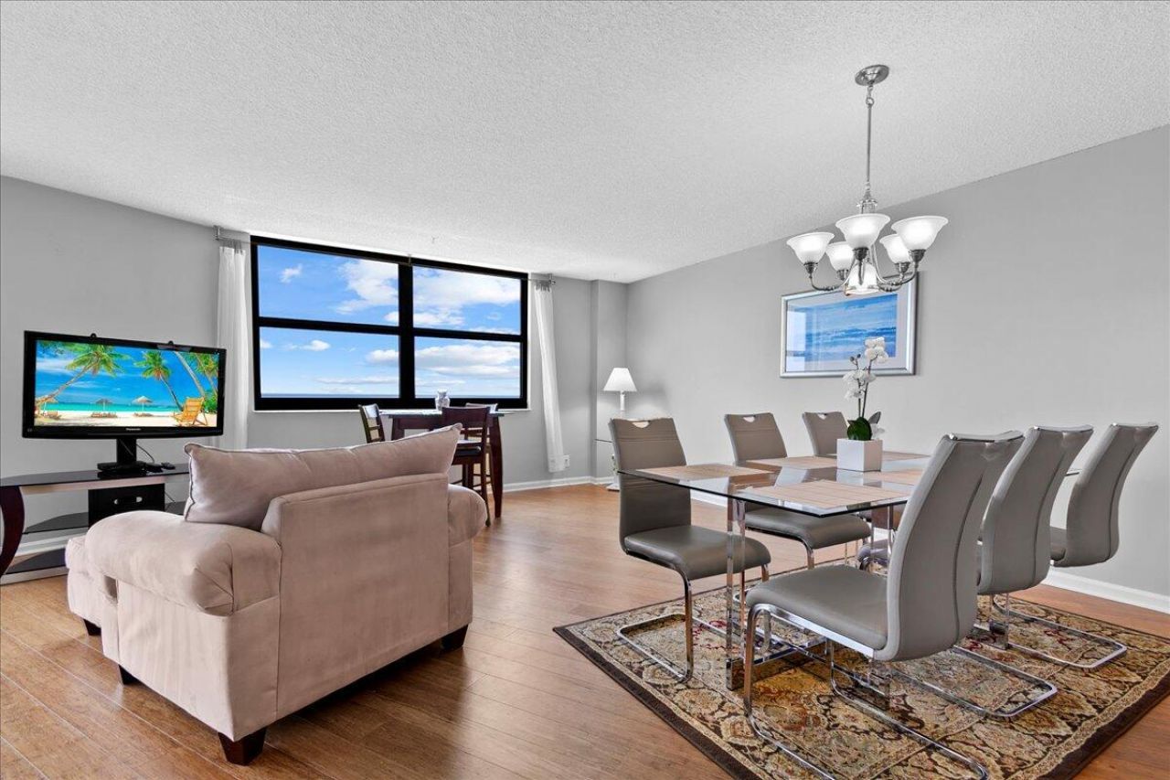 5420 N Ocean Drive, Unit 1001, Singer Island, FL 33404 Photo