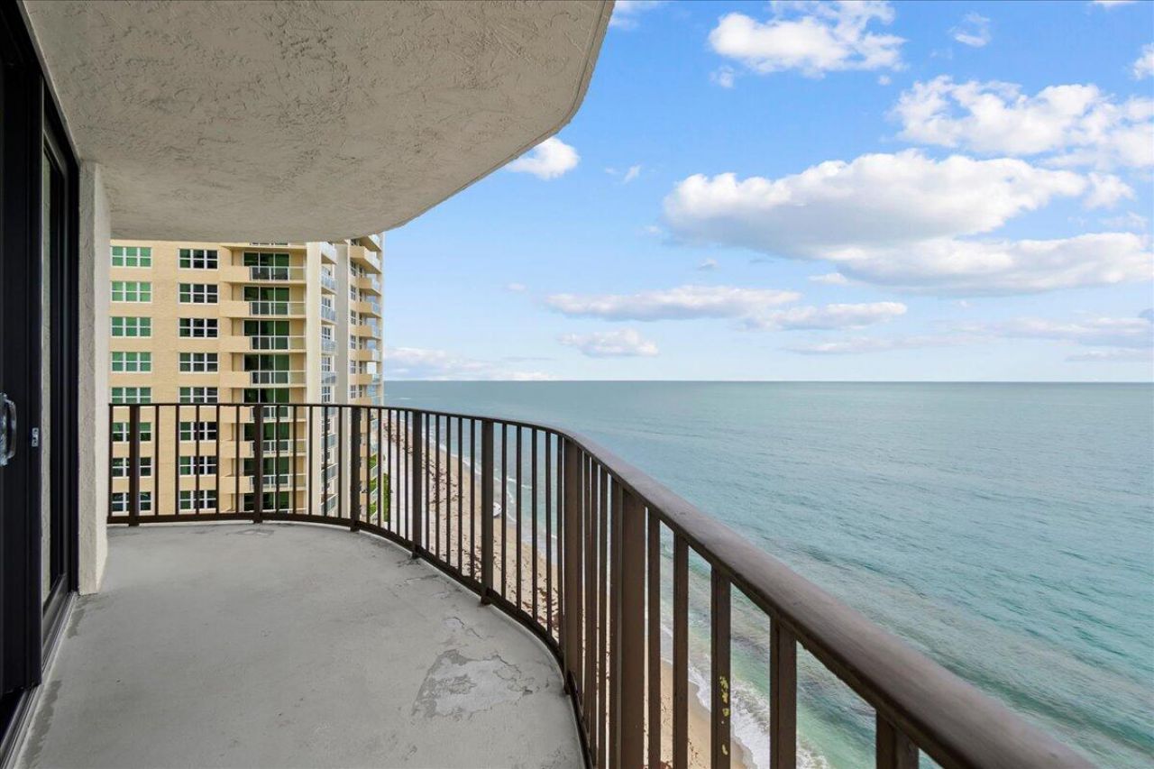 5420 N Ocean Drive, Unit 1001, Singer Island, FL 33404 Photo
