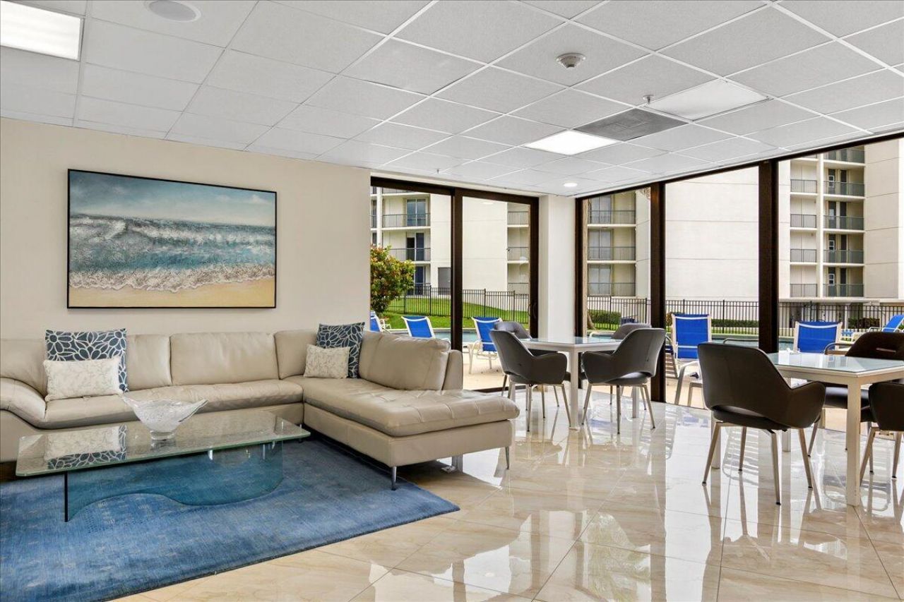 5420 N Ocean Drive, Unit 1001, Singer Island, FL 33404 Photo