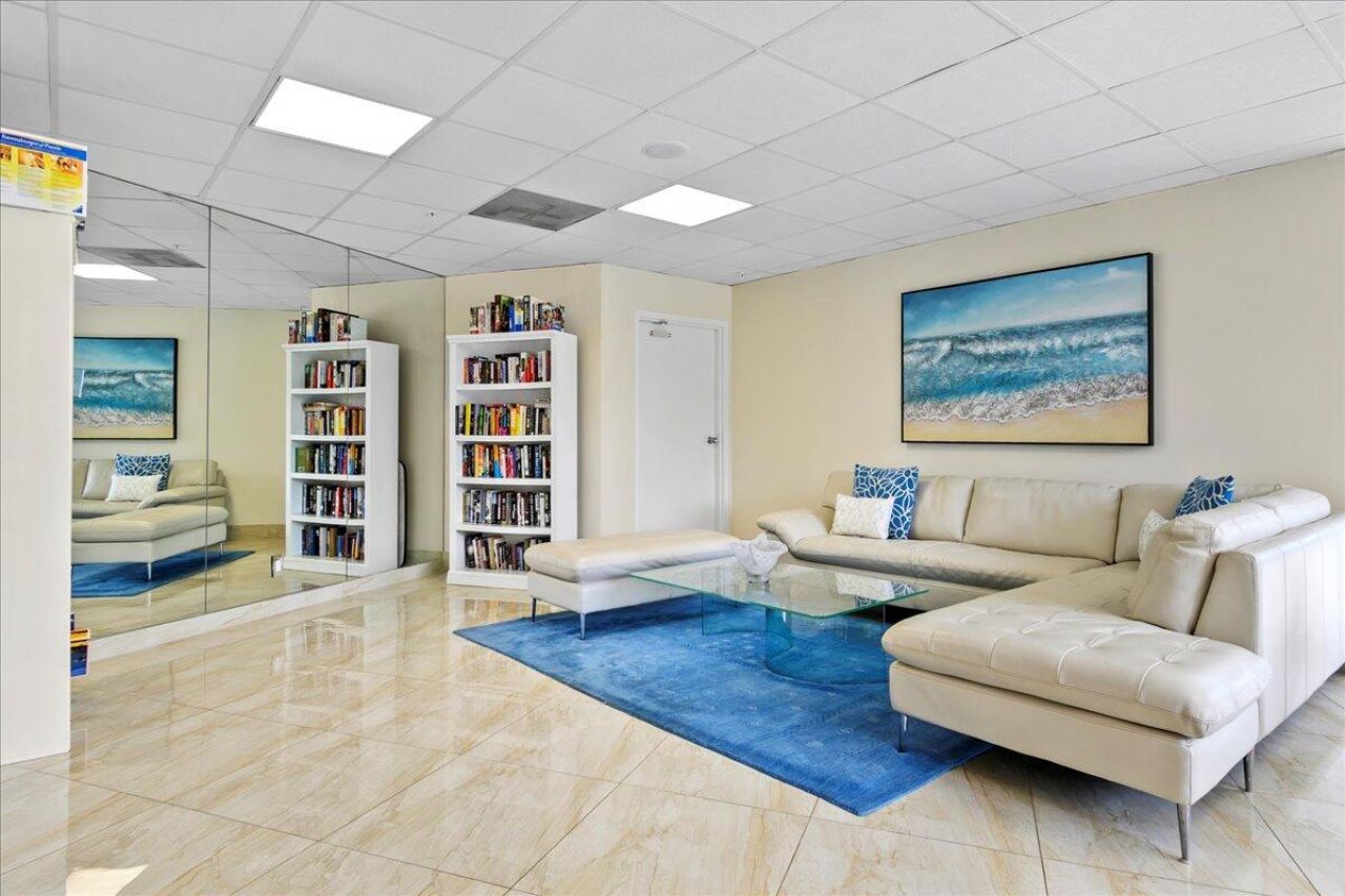 5420 N Ocean Drive, Unit 1001, Singer Island, FL 33404 Photo