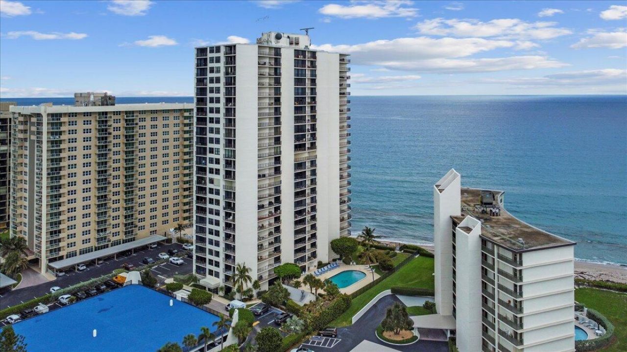 5420 N Ocean Drive, Unit 1001, Singer Island, FL 33404 Photo