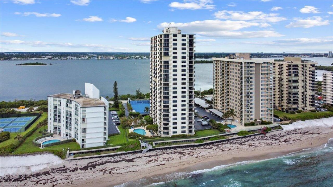 5420 N Ocean Drive, Unit 1001, Singer Island, FL 33404 Photo