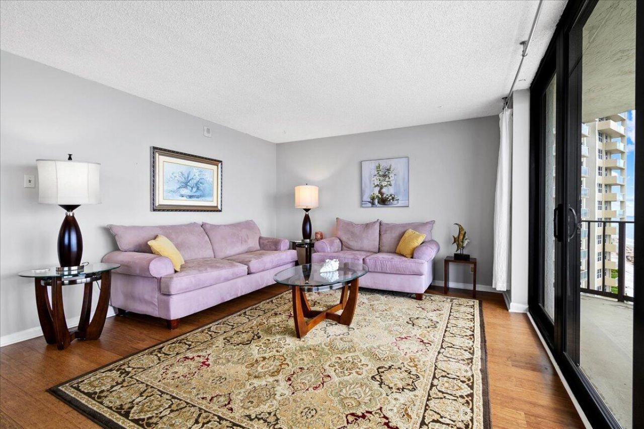 5420 N Ocean Drive, Unit 1001, Singer Island, FL 33404 Photo