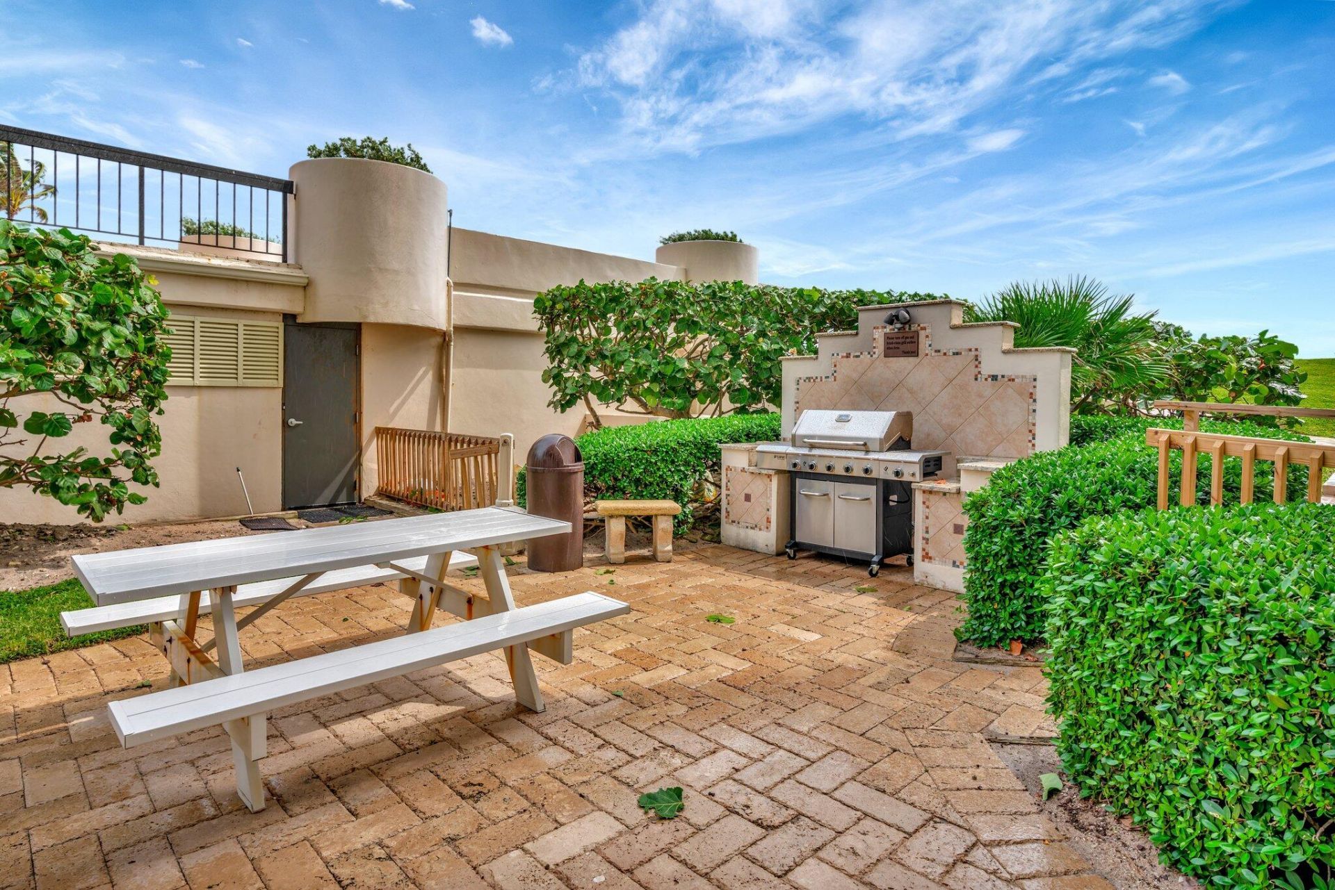 5380 N Ocean Drive, Unit 11a, Riviera Beach, FL 33404 Photo