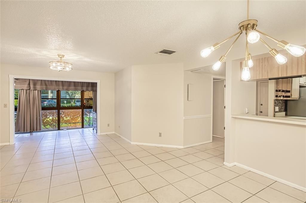 8061 S Woods Cir, Unit 4, Fort Myers, FL 33919 Photo