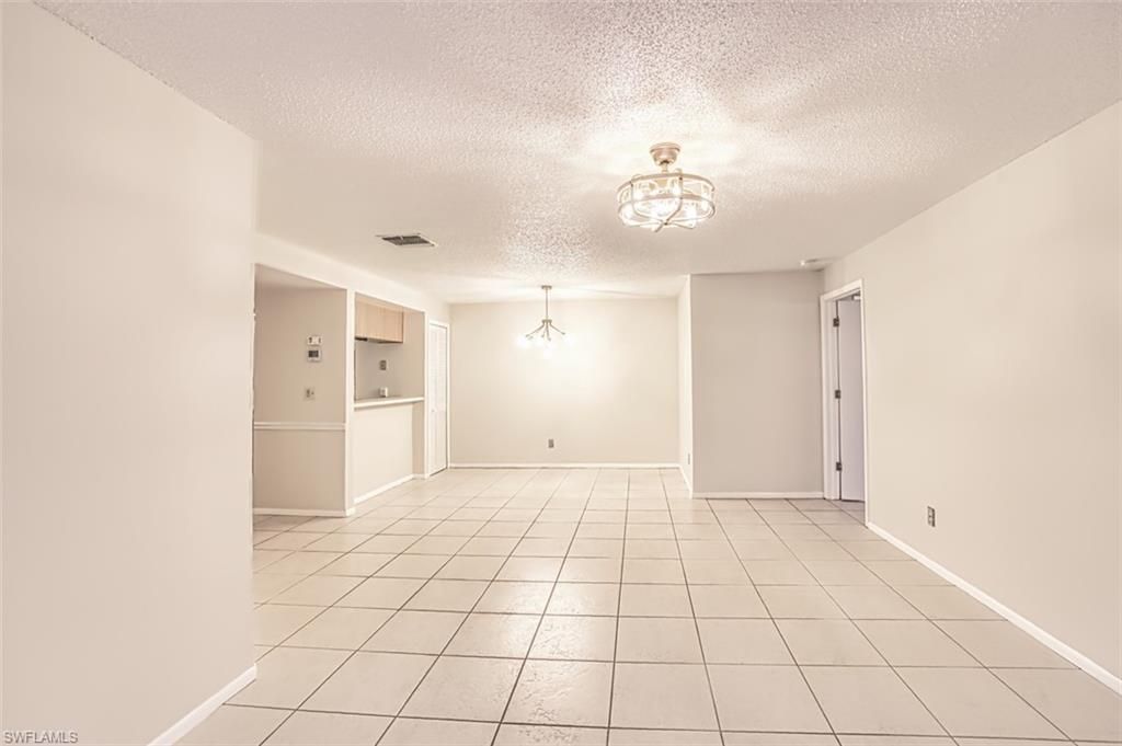 8061 S Woods Cir, Unit 4, Fort Myers, FL 33919 Photo
