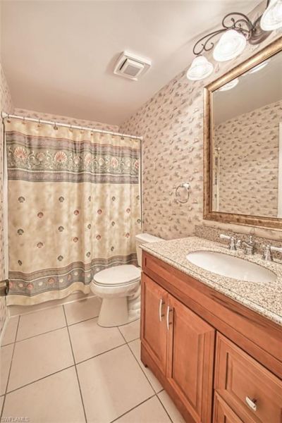 8061 S Woods Cir, Unit 4, Fort Myers, FL 33919 Photo