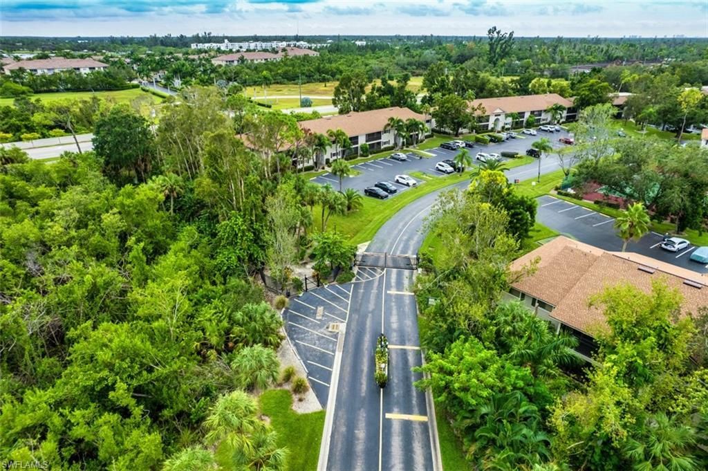 8061 S Woods Cir, Unit 4, Fort Myers, FL 33919 Photo
