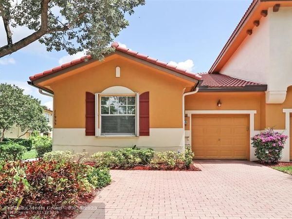 11955 NW 57th Mnr, Coral Springs, FL 33076