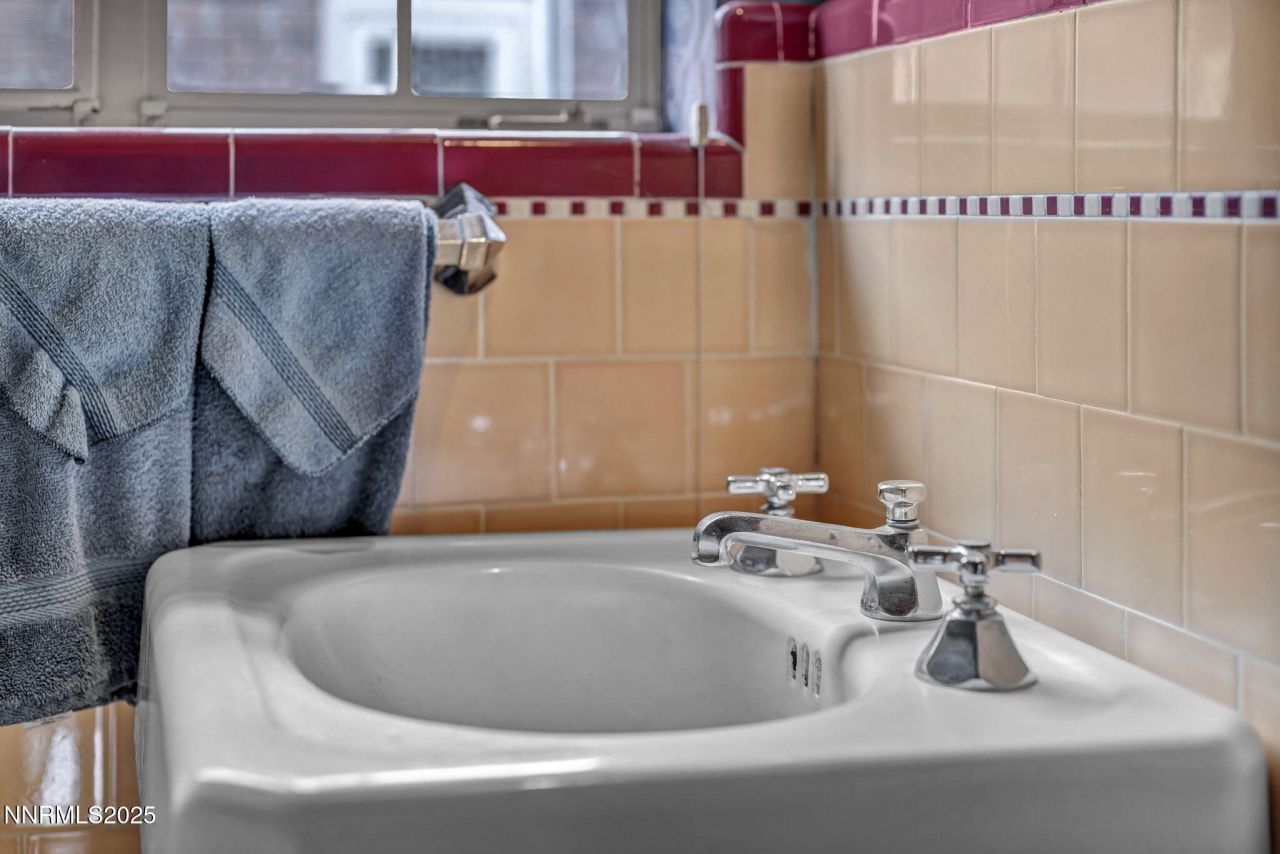 590 St Lawrence Avenue, Reno, NV 89509 Photo