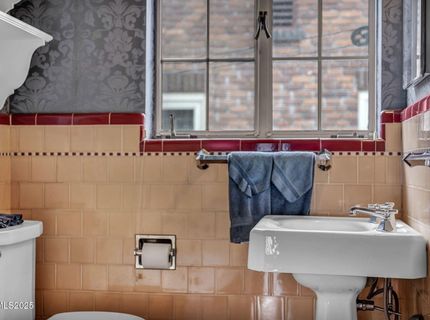 590 St Lawrence Avenue, Reno, NV 89509 Photo