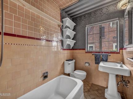 590 St Lawrence Avenue, Reno, NV 89509 Photo