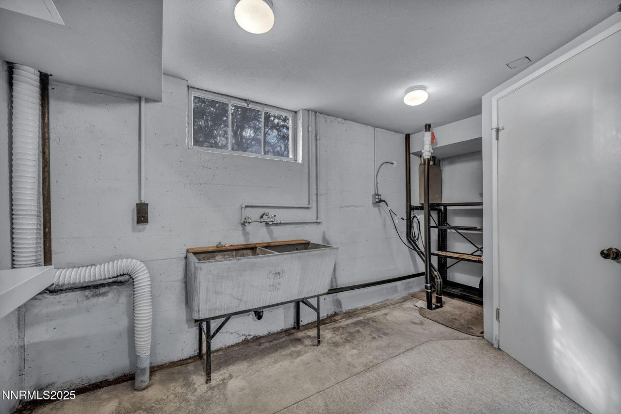 590 St Lawrence Avenue, Reno, NV 89509 Photo