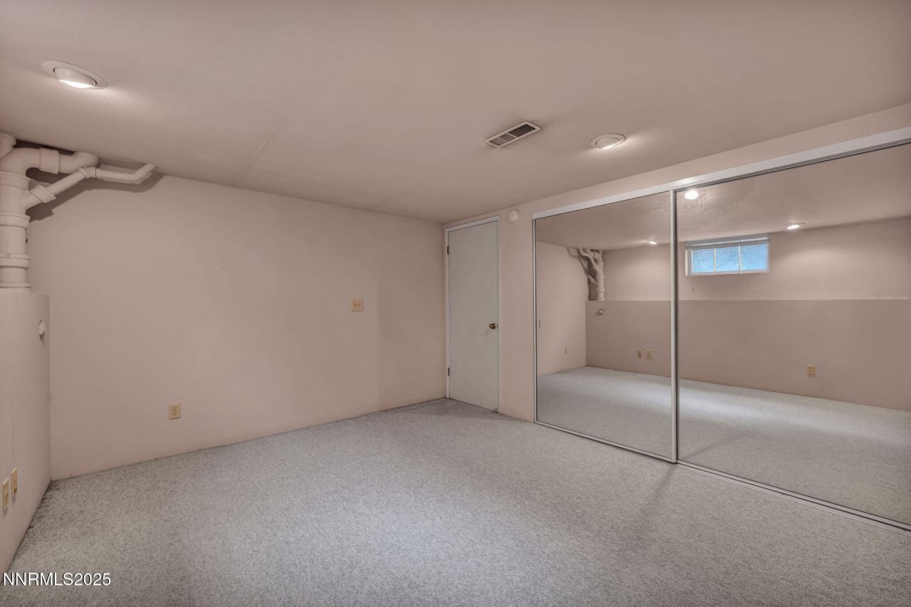 590 St Lawrence Avenue, Reno, NV 89509 Photo