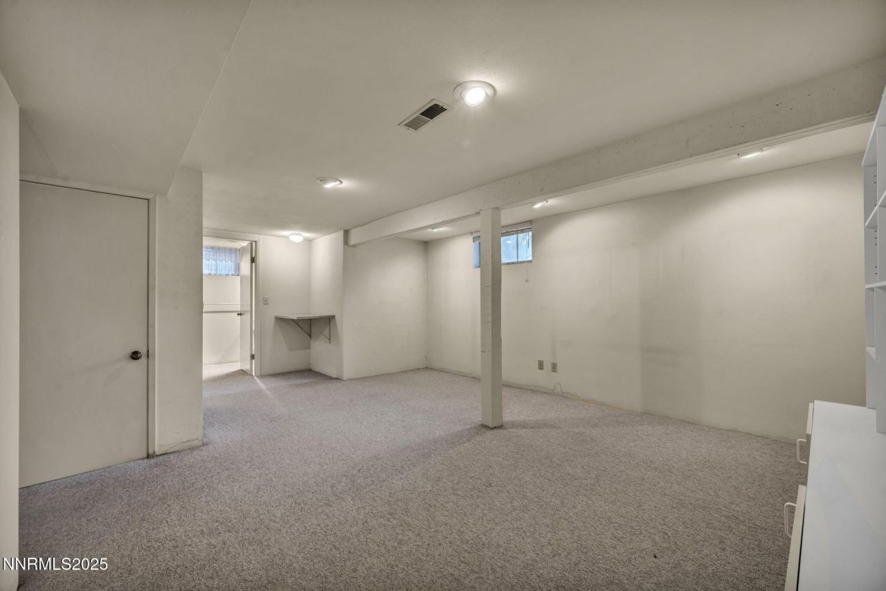 590 St Lawrence Avenue, Reno, NV 89509 Photo