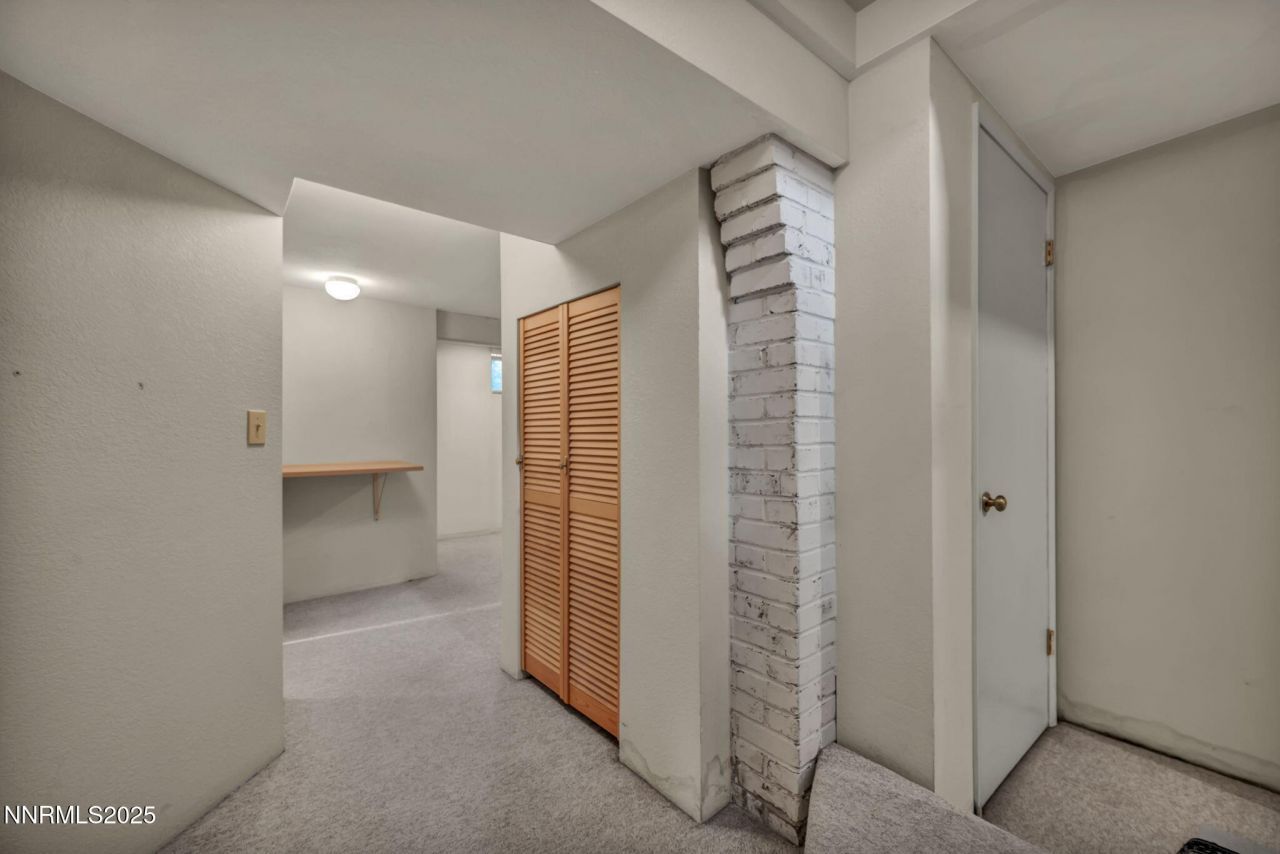 590 St Lawrence Avenue, Reno, NV 89509 Photo