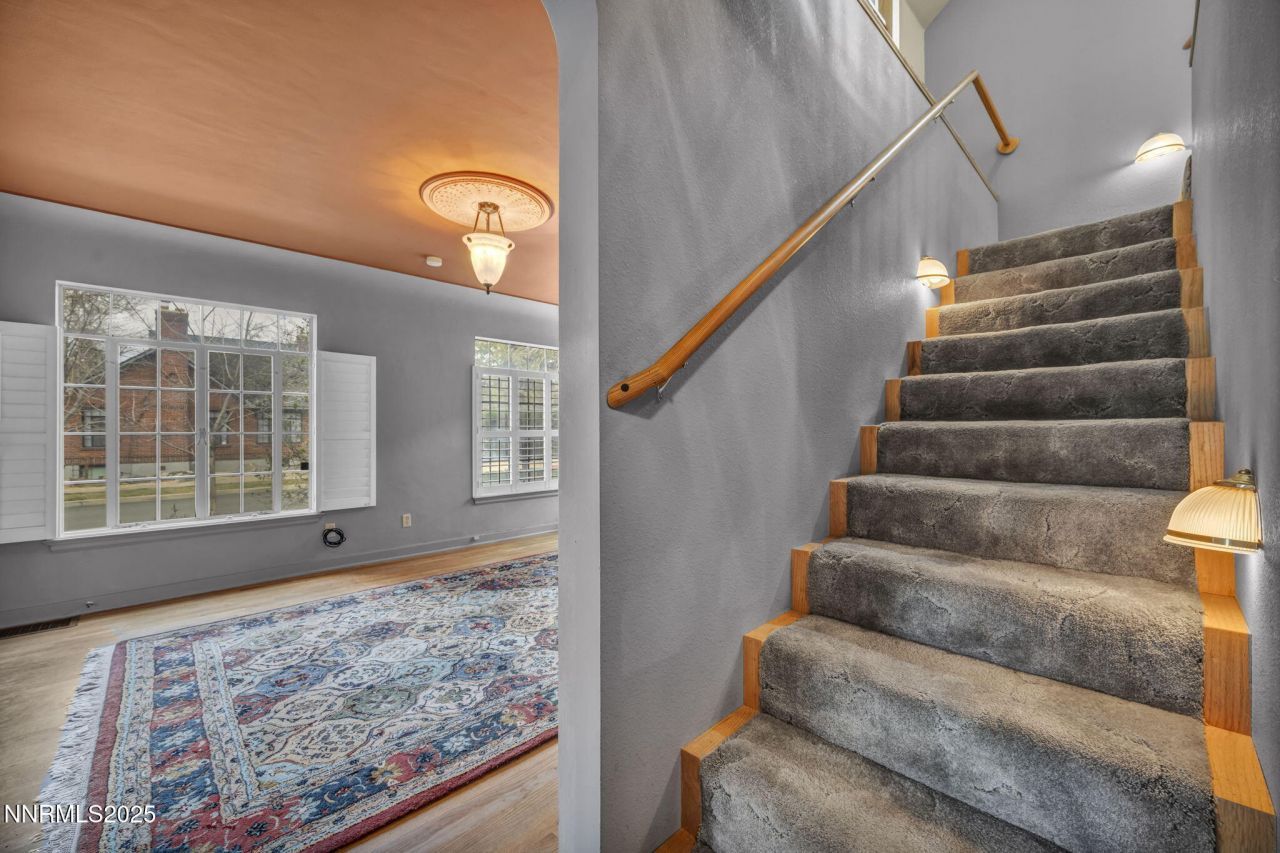 590 St Lawrence Avenue, Reno, NV 89509 Photo