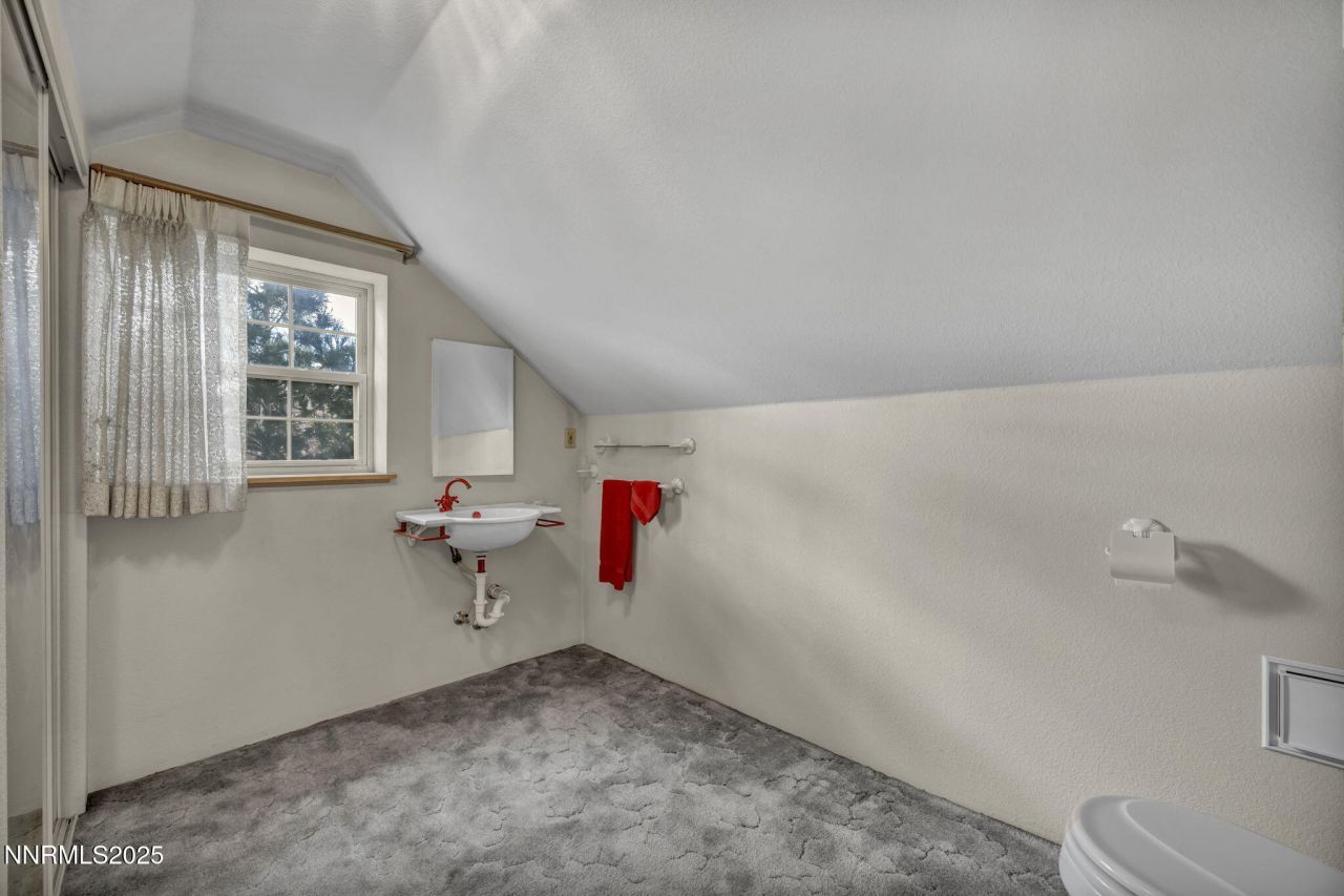 590 St Lawrence Avenue, Reno, NV 89509 Photo