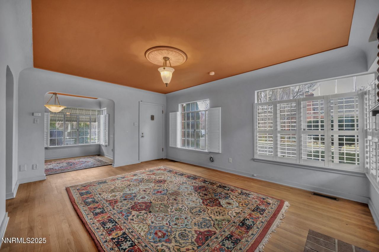 590 St Lawrence Avenue, Reno, NV 89509 Photo