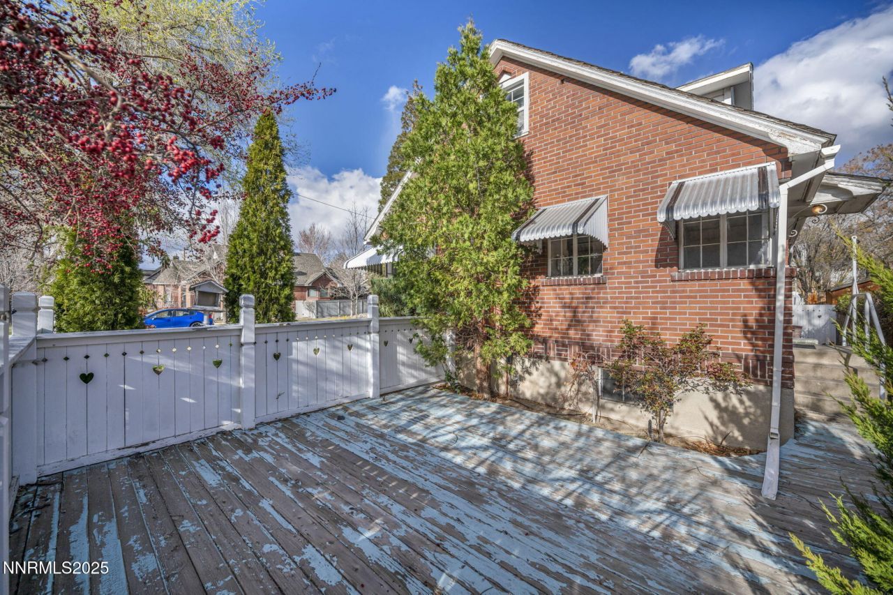 590 St Lawrence Avenue, Reno, NV 89509 Photo