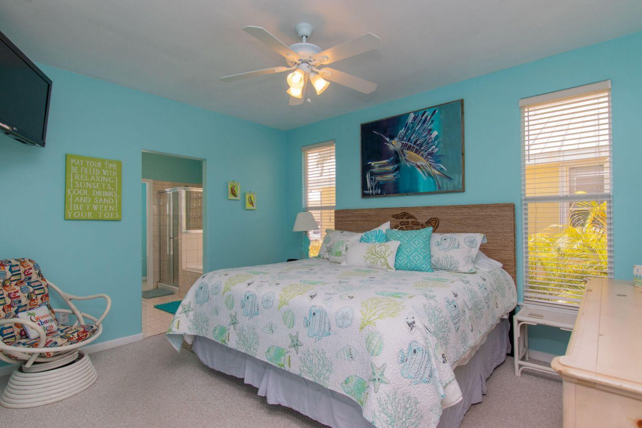 461 & 471 3rd Street, Key Colony, FL 33051 Photo