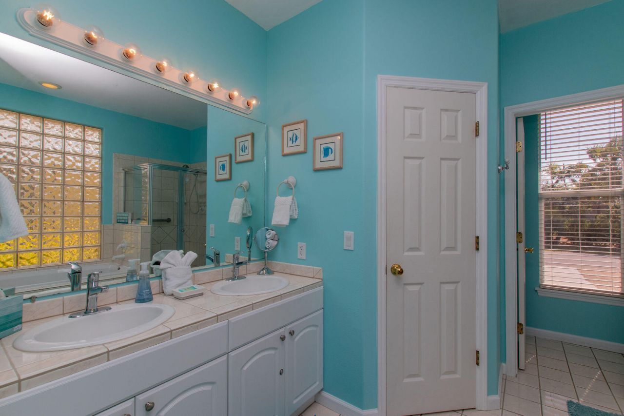 461 & 471 3rd Street, Key Colony, FL 33051 Photo