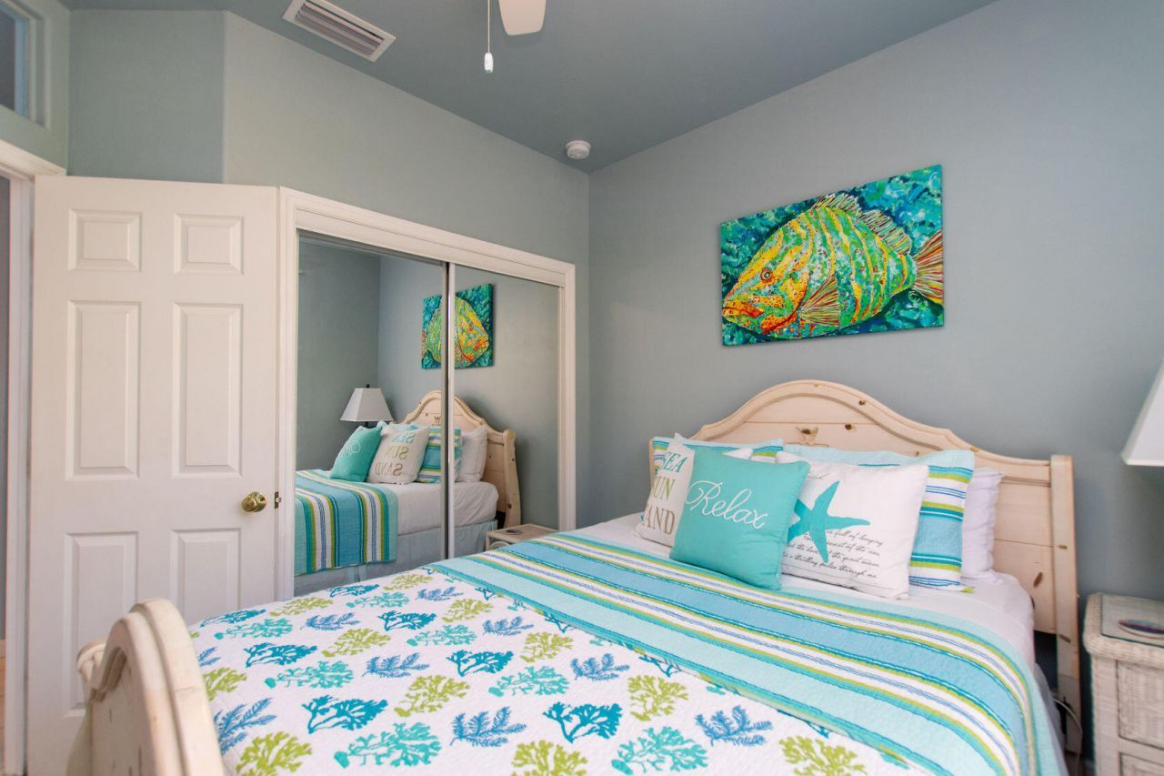 461 & 471 3rd Street, Key Colony, FL 33051 Photo