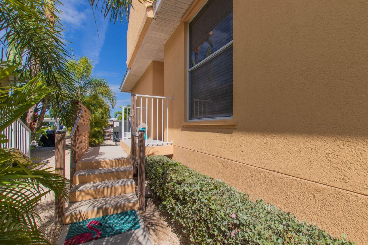 461 & 471 3rd Street, Key Colony, FL 33051 Photo