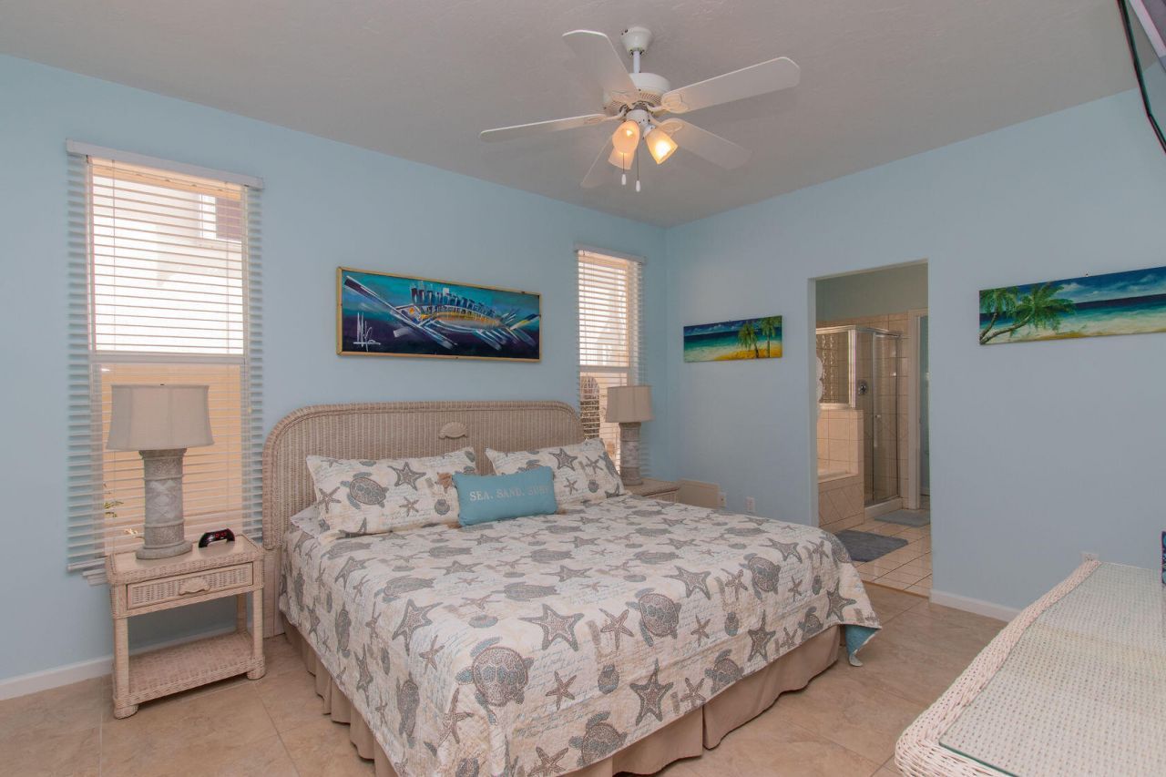 461 & 471 3rd Street, Key Colony, FL 33051 Photo